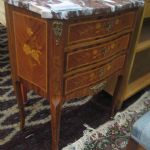 443 5612 CHEST OF DRAWERS